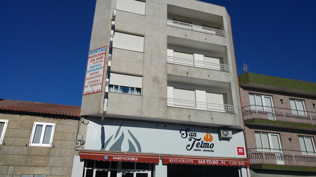Hostal San Telmo Tui Exterior photo
